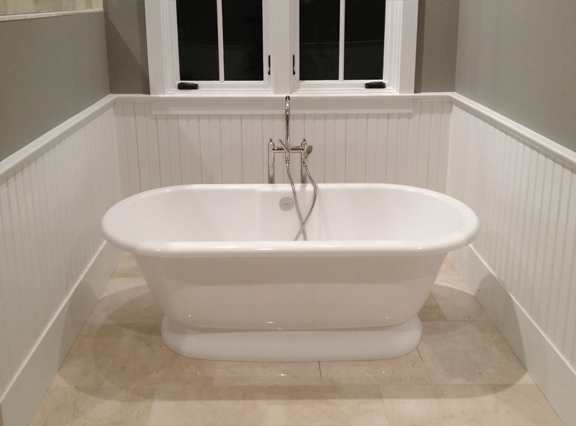 Tub Surrounded By Beadboard Wainscoting, Beadboard Tub Surround