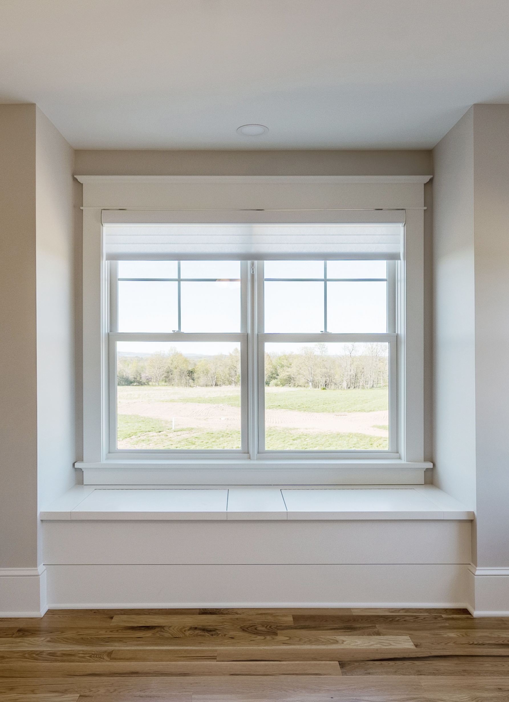 Farmhouse window store bench