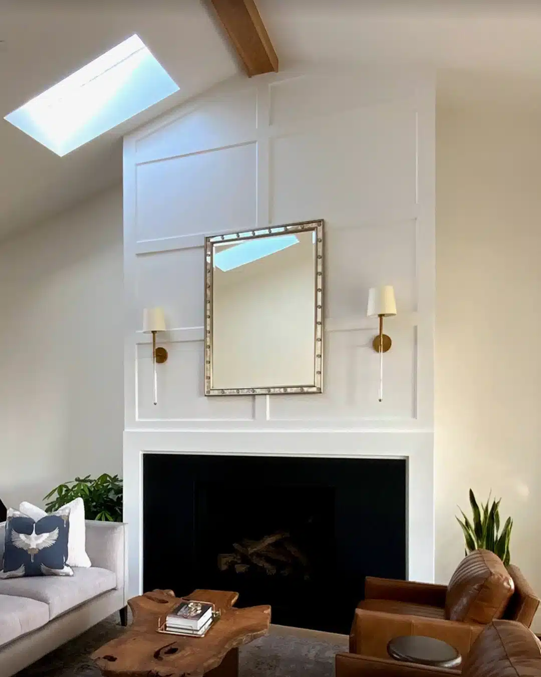 S4SSE flat panel overmantel