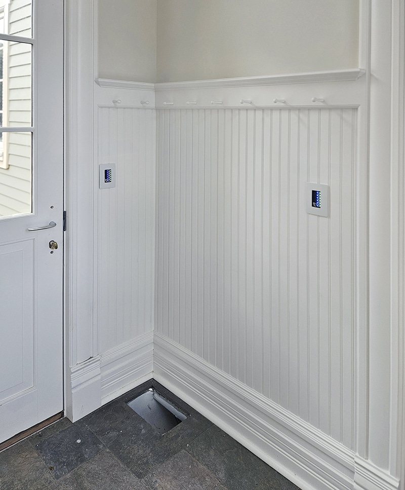 beadboard wainscoting with hooks